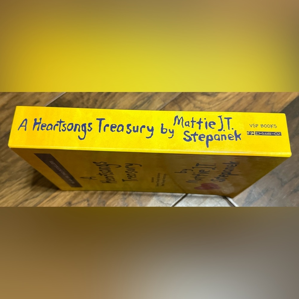 A Heartsongs Treasury by Mattie J.T. Stepanek in Slipcase - Picture 4 of 4